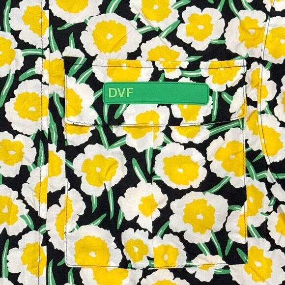 Diane von Furstenberg x target collab Women's Nylon Packable Yellow Poppy Short - Picture 7 of 9